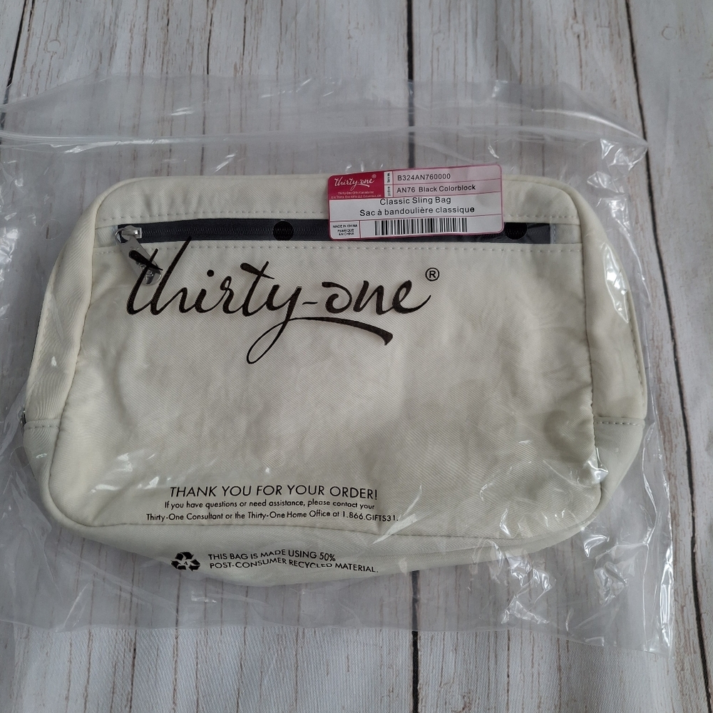 Thirty-One Classic Sling Bag Purse NWT White with Black Strap